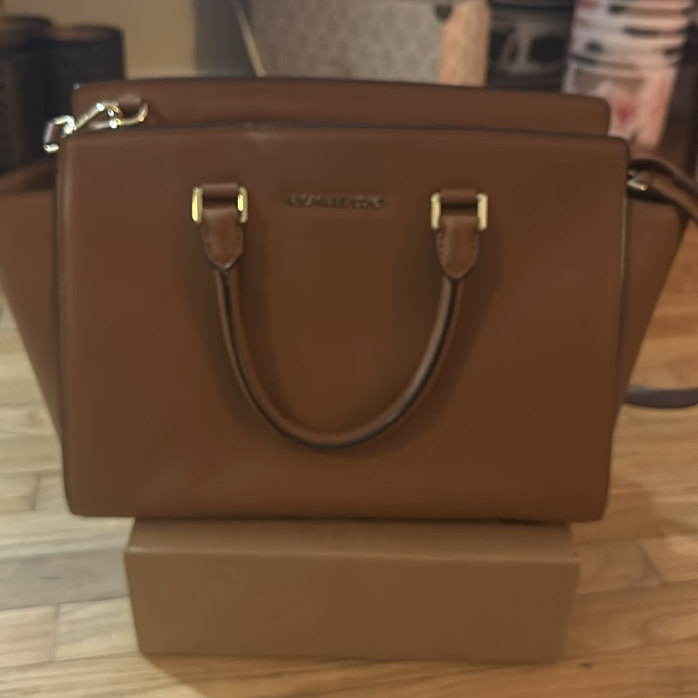 Michael Kors Brown Saffiano Leather Medium Selma Tote